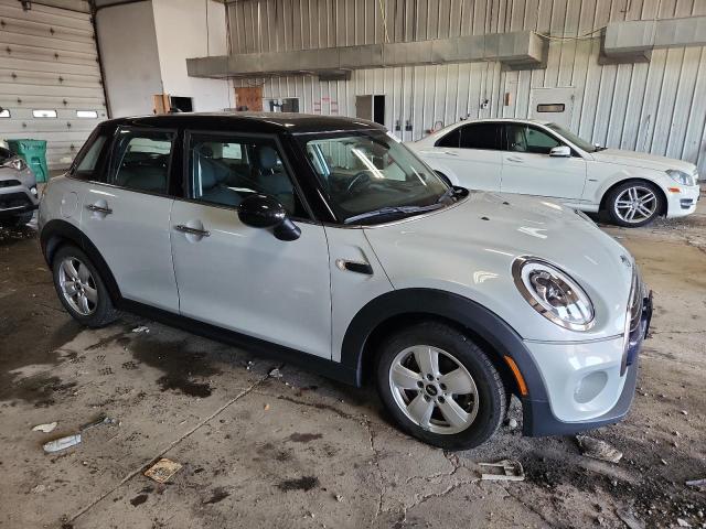 Photo 4 from auction – 2016 MINI COOPER with VIN WMWXU1C51G2D11712