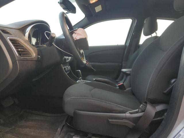 Foto 7 de la subasta – 2014 CHRYSLER 200 LX con VIN 1C3CCBAB3EN111740