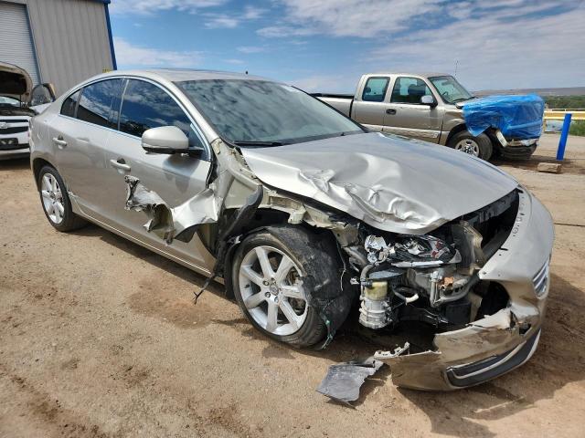 Photo 4 from auction – 2016 VOLVO S60 PREMIE with VIN YV1612TK5G1399275
