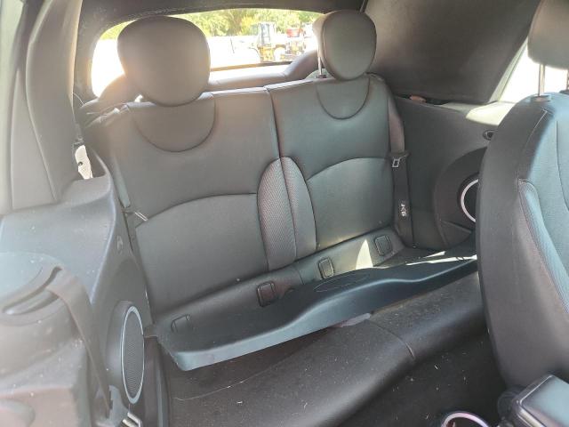Photo 10 from auction – 2010 MINI COOPER with VIN WMWMR3C57ATU98680