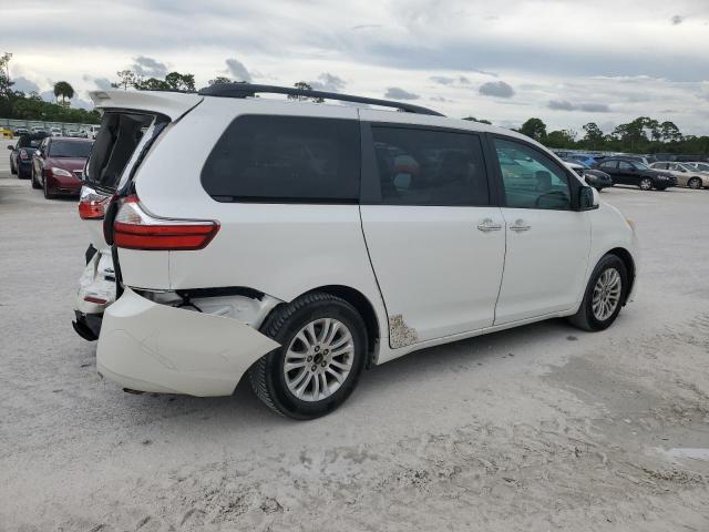 Photo 3 from auction – 2016 TOYOTA SIENNA XLE with VIN 5TDYK3DC8GS720138