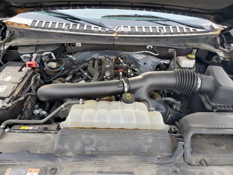 Photo 12 from auction – 2022 LINCOLN NAVIGATOR with VIN 5LMJJ2TTXNEL08458