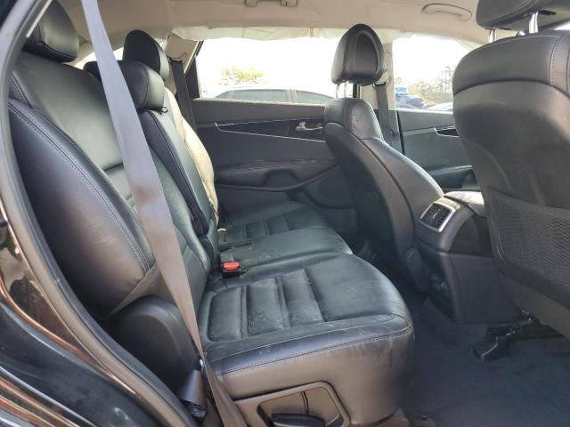 Photo 11 from auction – 2016 KIA SORENTO EX with VIN 5XYPHDA12GG145566
