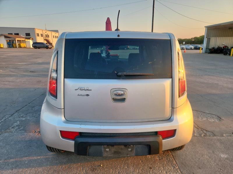 Photo 6 from auction – 2010 KIA SOUL + with VIN KNDJT2A29A7028931