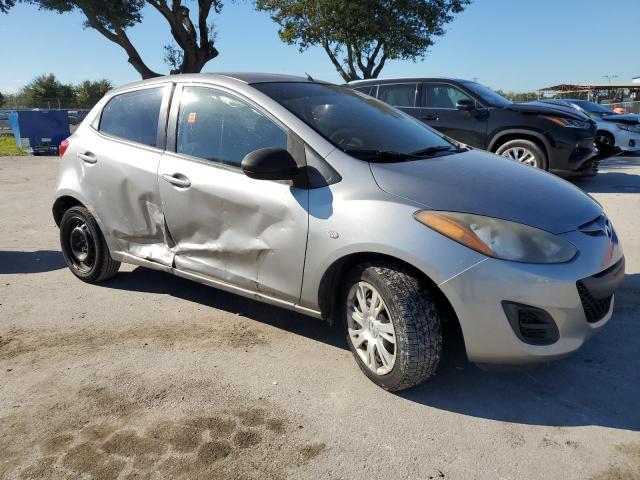 Photo 4 from auction – 2012 MAZDA MAZDA2 with VIN JM1DE1KY8C0147098