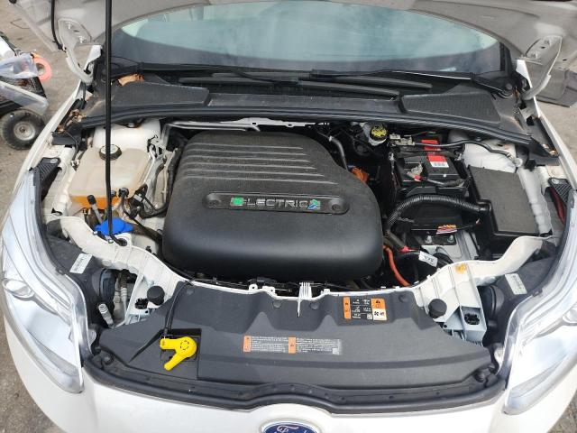 Photo 11 from auction – 2012 FORD FOCUS BEV with VIN 1FAHP3R42CL442020