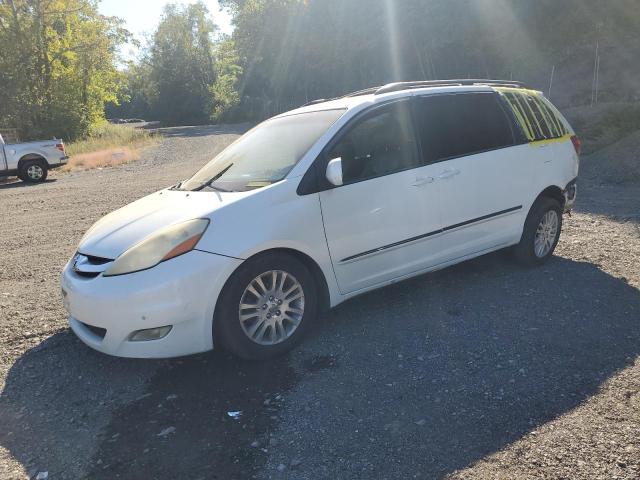 TOYOTA SIENNA 2010 with VIN 5TDDK4CC8AS031049 - Photo from auction