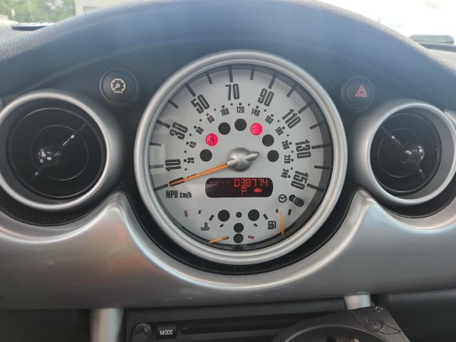 Photo 9 from auction – 2005 MINI COOPER with VIN WMWRC33505TJ71258