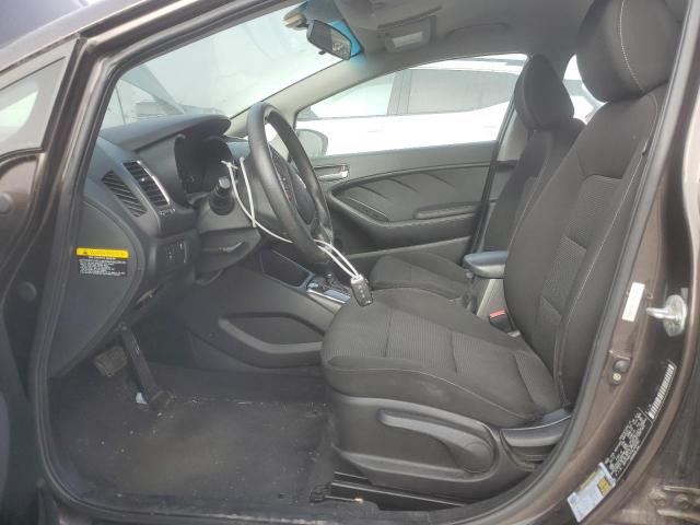 Photo 7 from auction – 2017 KIA FORTE LX with VIN 3KPFK4A71HE109285