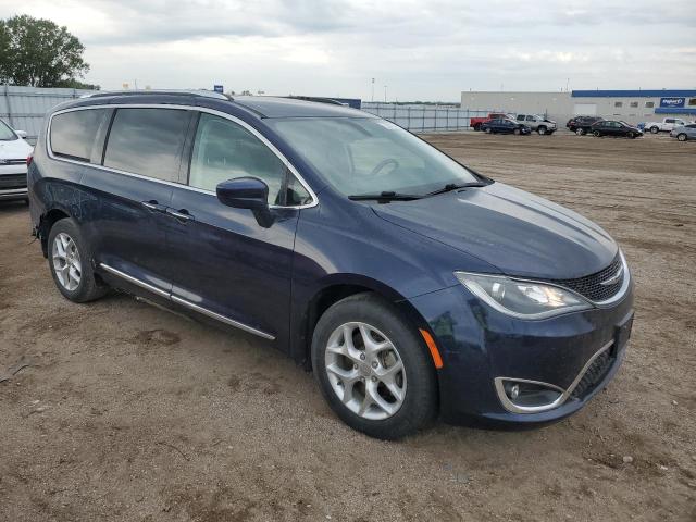 Photo 4 from auction – 2017 CHRYSLER PACIFICA TOURING L PLUS with VIN 2C4RC1EGXHR653236
