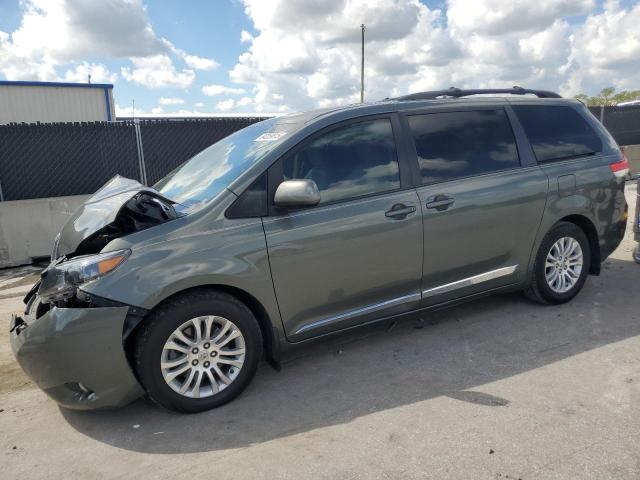 TOYOTA SIENNA XLE 2013 with VIN 5TDYK3DC8DS281566 - Photo from auction