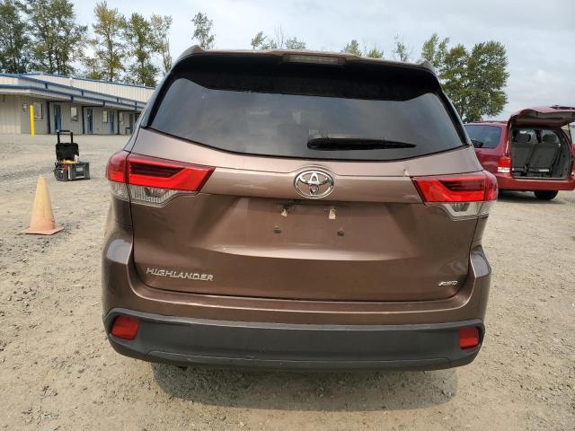 Photo 6 from auction – 2017 TOYOTA HIGHLANDER with VIN 5TDBZRFH1HS385206