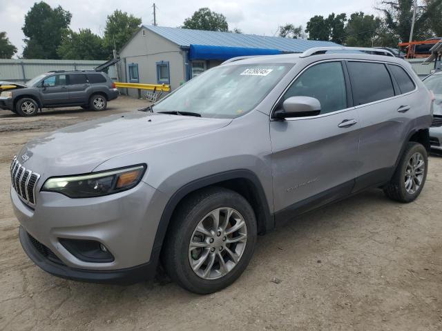 JEEP CHEROKEE LATITUDE PLUS 2019 with VIN 1C4PJLLB7KD263656 - Photo from auction