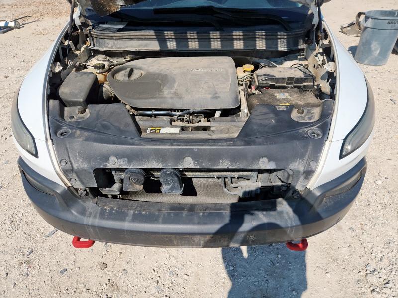 Photo 12 from auction – 2014 JEEP CHEROKEE T with VIN 1C4PJMBS4EW172327