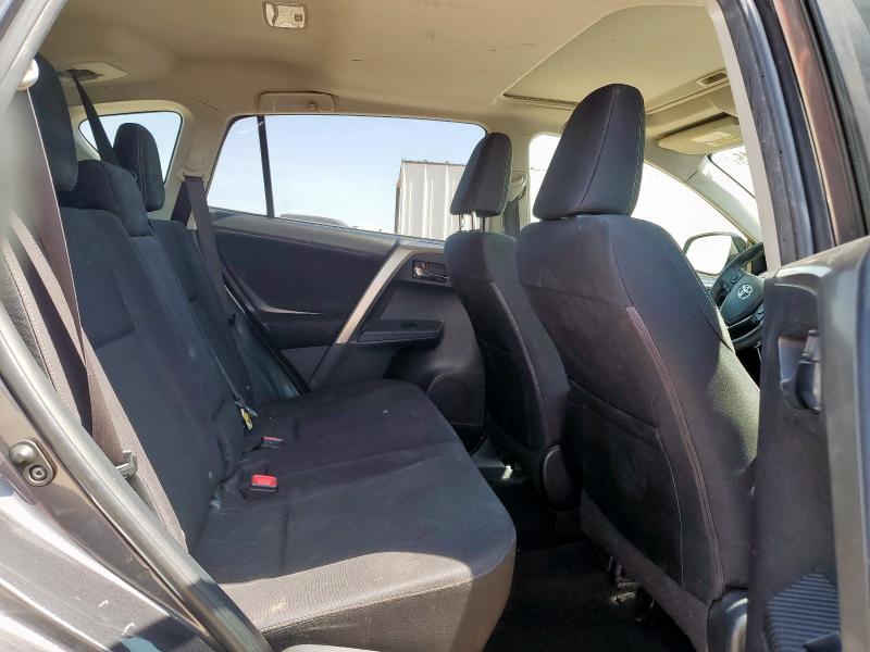 Photo 11 from auction – 2015 TOYOTA RAV4 XLE with VIN JTMWFREV3FJ026239