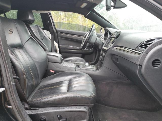 Photo 7 from auction – 2018 CHRYSLER 300 S with VIN 2C3CCABG4JH239895