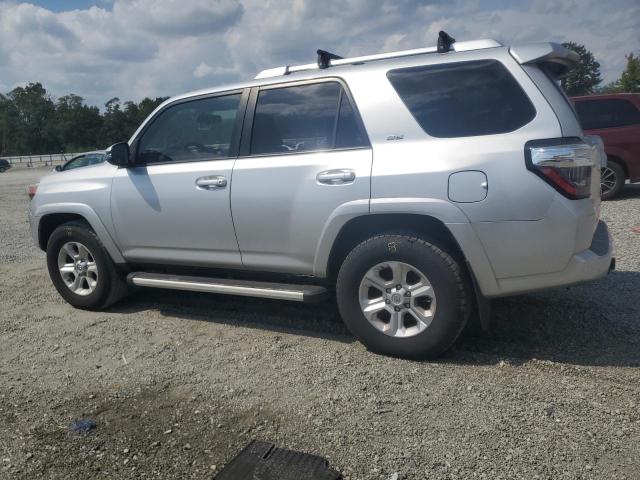 Photo 2 from auction – 2014 TOYOTA 4RUNNER SR5 with VIN JTEZU5JRXE5067149