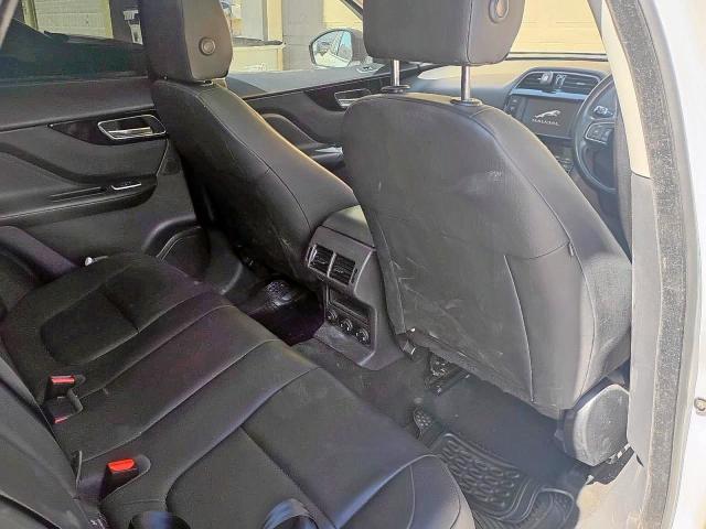 Photo 6 from auction – 2018 JAGUAR F-PACE PRE with VIN SADCJ2GXXJA235336