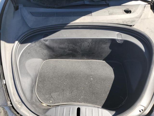 Photo 11 from auction – 2018 TESLA MODEL 3 with VIN 5YJ3E1EA7JF172700