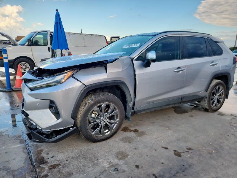 Photo 1 from auction – 2024 TOYOTA RAV4 LIMIT with VIN JTMD6RFV6RD131320