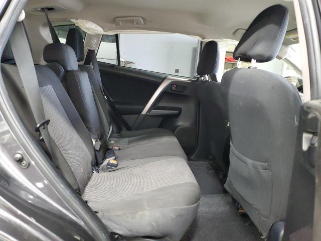 Photo 11 from auction – 2018 TOYOTA RAV4 LE with VIN JTMBFREV5JJ192169