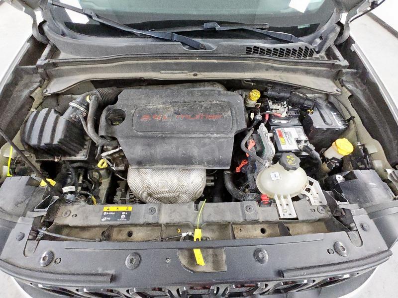 Photo 11 from auction – 2017 JEEP RENEGADE L with VIN ZACCJABB3HPF97519