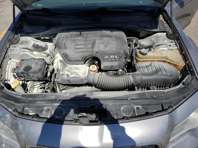 Photo 11 from auction – 2016 CHRYSLER 300 LIMITE with VIN 2C3CCAAG2GH167766