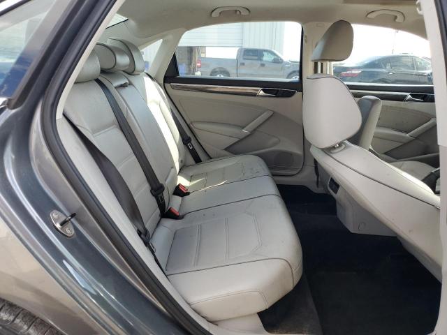 Photo 10 from auction – 2016 VOLKSWAGEN PASSAT SE with VIN 1VWBT7A32GC055007
