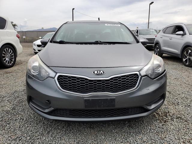 Photo 5 from auction – 2016 KIA FORTE LX with VIN KNAFX4A65G5559375