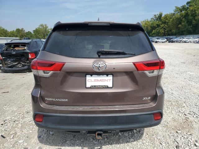 Photo 6 from auction – 2017 TOYOTA HIGHLANDER SE with VIN 5TDKZRFH2HS188111