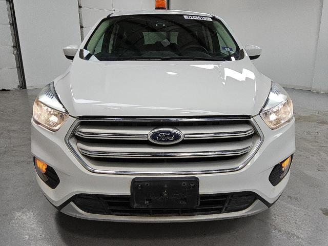 Photo 5 from auction – 2019 FORD ESCAPE SE with VIN 1FMCU9GD4KUA00864