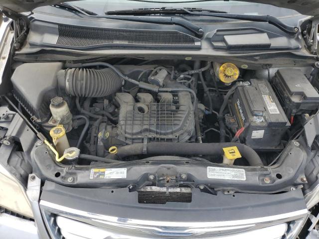 Photo 12 from auction – 2015 CHRYSLER TOWN & COU with VIN 2C4RC1CG4FR741747