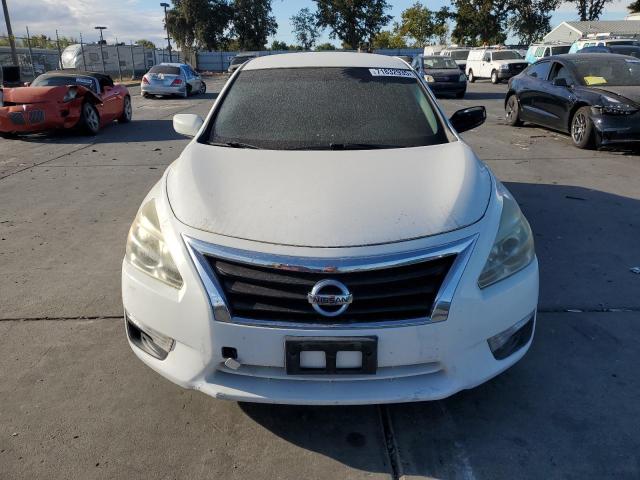 Photo 5 from auction – 2015 NISSAN ALTIMA 2.5 with VIN 1N4AL3AP2FN867250
