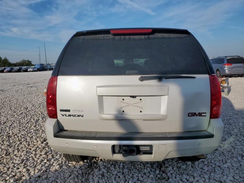 Photo 6 from auction – 2011 GMC YUKON SLT with VIN 1GKS2CE06BR111409
