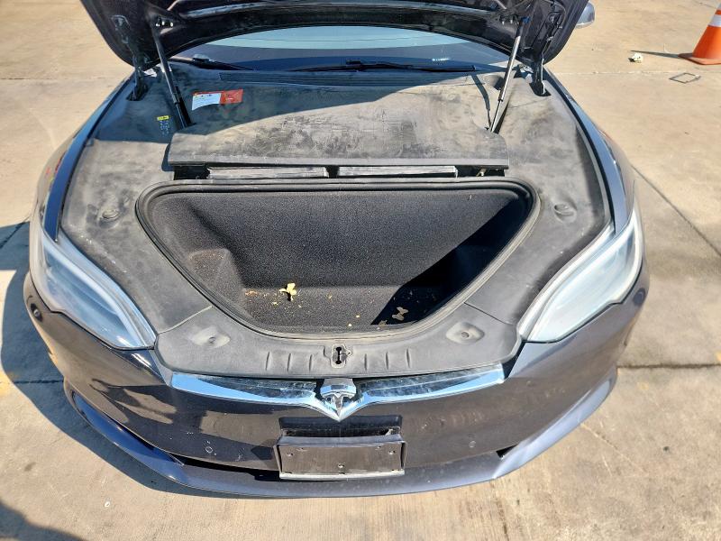 Photo 11 from auction – 2018 TESLA MODEL S with VIN 5YJSA1E27JF244396