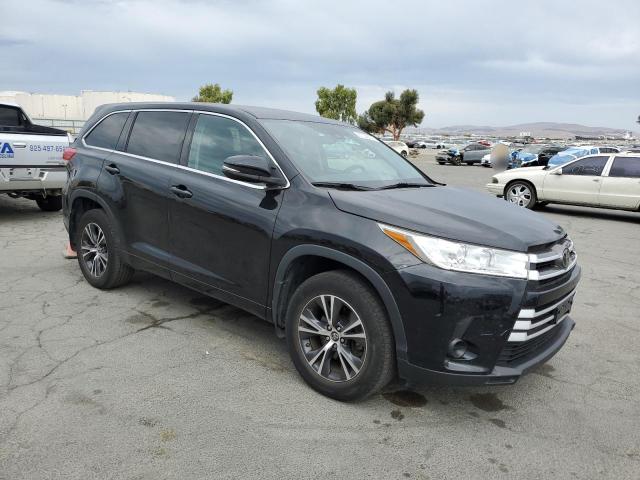 Foto 4 de la subasta – 2018 TOYOTA HIGHLANDER con VIN 5TDBZRFHXJS877061