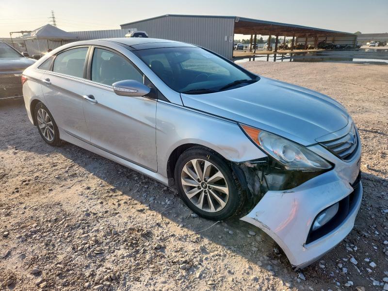 Photo 4 from auction – 2014 HYUNDAI SONATA SE with VIN 5NPEC4AC7EH816422