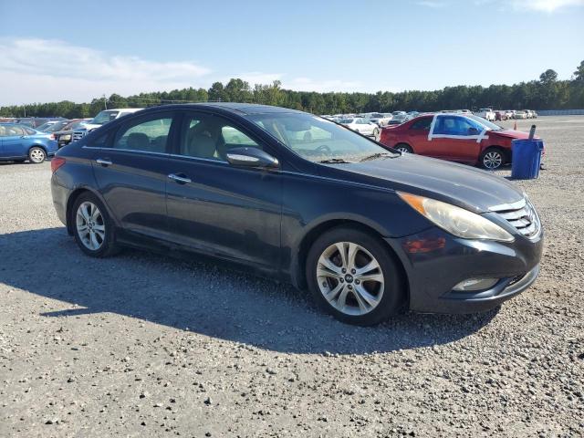 Photo 4 from auction – 2013 HYUNDAI SONATA with VIN 5NPEC4AC6DH687121