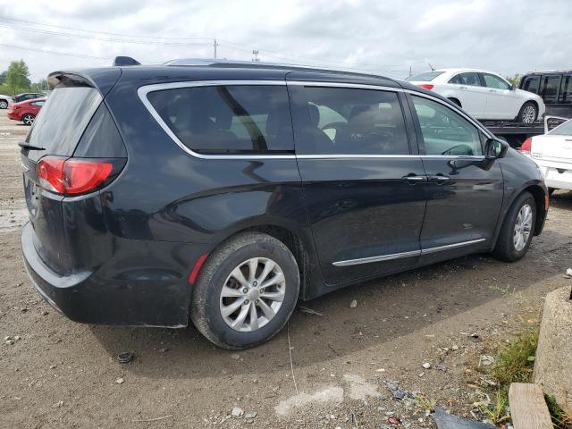 Photo 3 from auction – 2018 CHRYSLER PACIFICA T with VIN 2C4RC1BG5JR269701