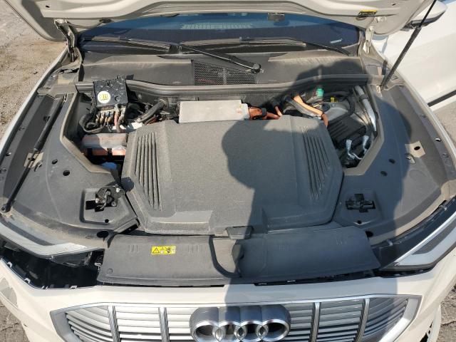 Photo 12 from auction – 2022 AUDI E-TRON PRE with VIN WA1LAAGE7NB010922