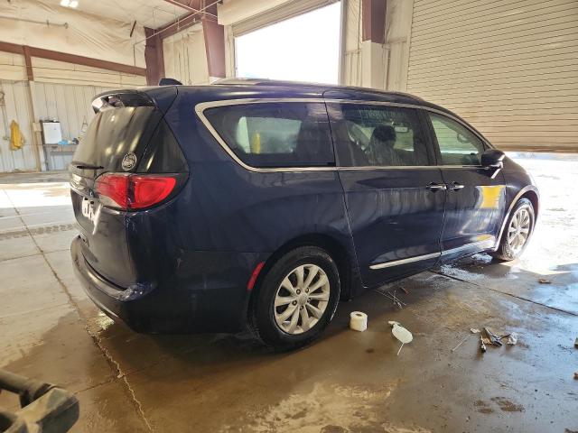 Photo 3 from auction – 2018 CHRYSLER PACIFICA T with VIN 2C4RC1BG0JR171000