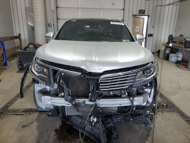 Photo 5 from auction – 2018 LINCOLN MKX RESERV with VIN 2LMPJ8LP1JBL11522