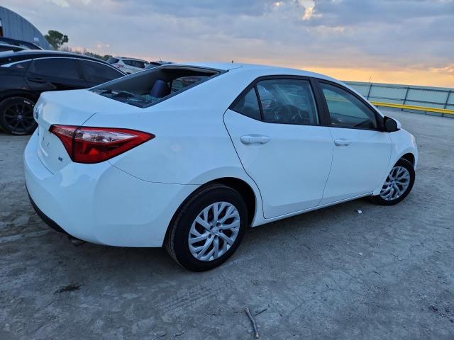 Photo 3 from auction – 2018 TOYOTA COROLLA L with VIN 5YFBURHE6JP770762