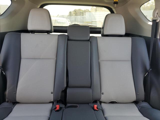 Photo 10 from auction – 2015 TOYOTA RAV4 LIMITED with VIN 2T3DFREV8FW313858