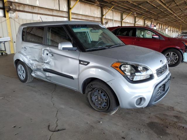 Photo 4 from auction – 2013 KIA SOUL with VIN KNDJT2A51D7542089