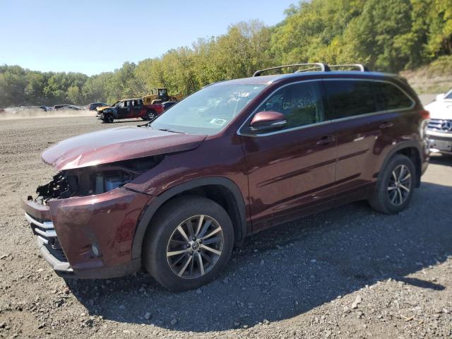 TOYOTA HIGHLANDER SE 2017 with VIN 5TDJZRFH3HS450178 - Photo from auction