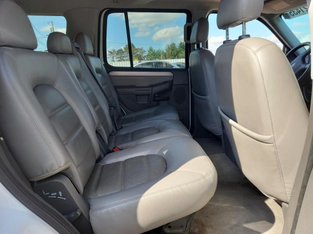 Photo 10 from auction – 2004 FORD EXPLORER X with VIN 1FMZU73K44ZA85228