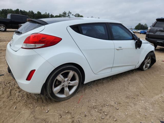 Photo 3 from auction – 2013 HYUNDAI VELOSTER with VIN KMHTC6AD7DU086801