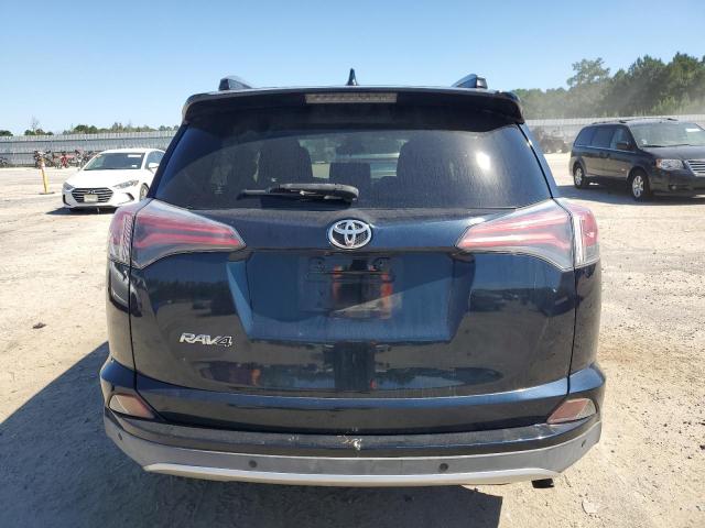 Photo 6 from auction – 2018 TOYOTA RAV4 with VIN JTMWFREV0JJ743903