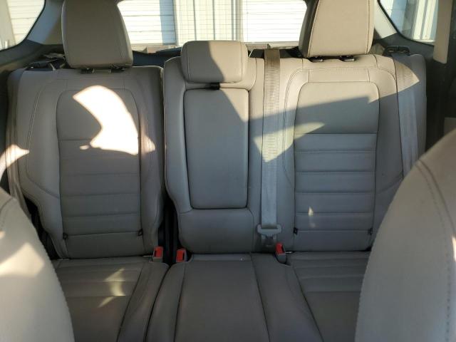Photo 10 from auction – 2017 FORD ESCAPE TITANIUM with VIN 1FMCU9J97HUD74138